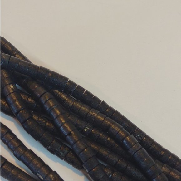 Vintage handmade beaded with silver necklace - Picture 14 of 15